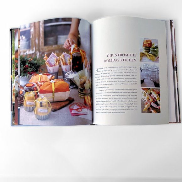 Williams-Sonoma Holiday Entertaining Book Cook Book Hard Cover- Large - Picture 9 of 15